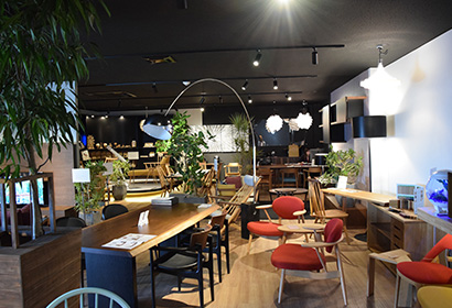 WOODS INNOVATION 森林家具 高松店